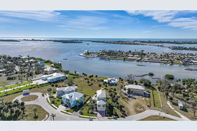 6751 Portside Lane, Englewood, FL 34223 - Photo 6