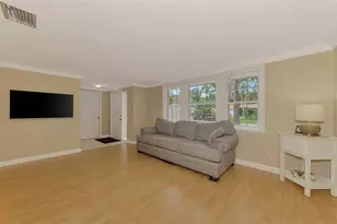 3727 Prado Dr, Sarasota, FL 34235 - Photo 8