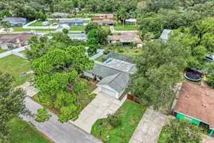 3727 Prado Dr, Sarasota, FL 34235 - Photo 4