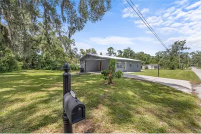 702 Church Avenue SW, Live Oak, FL 32064 - Photo 4