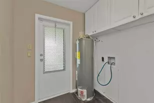 8172 Trionfo Ave, North Port, FL 34287 - Photo 30