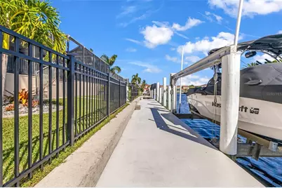 44 Colony Point Drive, Punta Gorda, FL 33950 - Photo 10