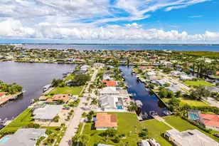 155 Morgan Ln SE, Port Charlotte, FL 33952 - Photo 4