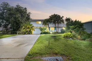 195 Summerset Dr, Punta Gorda, FL 33982 - Photo 1