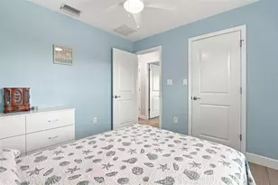 10100 Amelia Ave, Englewood, FL 34224 - Photo 14