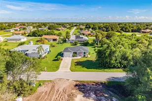 10100 Amelia Ave, Englewood, FL 34224 - Photo 24