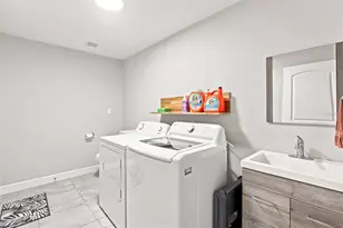 10100 Amelia Ave, Englewood, FL 34224 - Photo 20