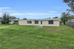 214 W Grace St, Punta Gorda, FL 33950 - Photo 4