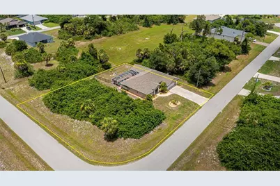 121 Red Cedar Park, Rotonda West, FL 33947 - Photo 4