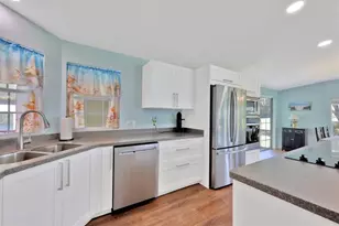 2100 Kings Hwy, Port Charlotte, FL 33980 - Photo 14