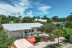617 W Olympia Ave, Punta Gorda, FL 33950 - Photo 2