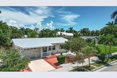 617 W Olympia Avenue, Punta Gorda, FL 33950 - Photo 1