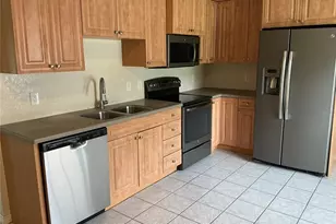 1237 N Cranberry Blvd, North Port, FL 34286 - Photo 2