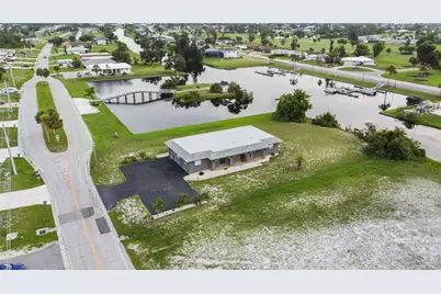 108 Boundary Boulevard #B, Rotonda West, FL 33947 - Photo 2