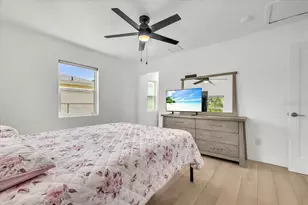 537 Capitol St, North Fort Myers, FL 33903 - Photo 12
