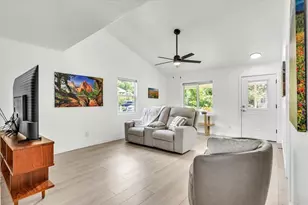 537 Capitol St, North Fort Myers, FL 33903 - Photo 4