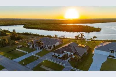 5117 Collingswood Boulevard, Port Charlotte, FL 33948 - Photo 4