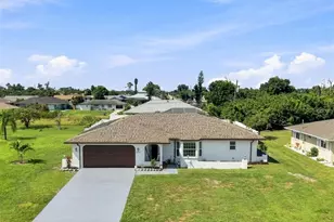 9942 Gulfstream Blvd, Englewood, FL 34224 - Photo 2