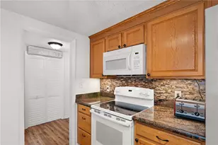 751 Nantucket Rd, Venice, FL 34293 - Photo 12