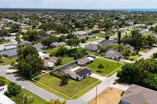 751 Nantucket Rd, Venice, FL 34293 - Photo 4