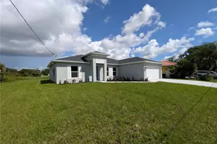 1135 N San Mateo Dr, North Port, FL 34288 - Photo 2
