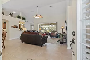 40 Clubhouse Ct, Rotonda West, FL 33947 - Photo 8