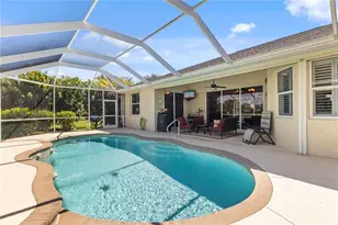40 Clubhouse Ct, Rotonda West, FL 33947 - Photo 2