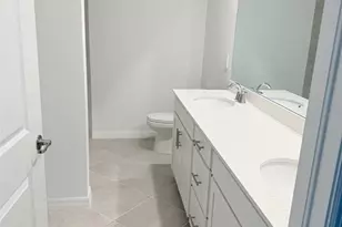 17565 Opal Sand Dr, Venice, FL 34293 - Photo 8
