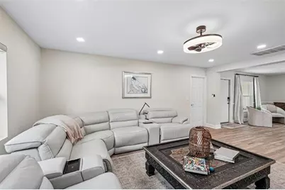 289 W Tarpon Boulevard NW, Port Charlotte, FL 33952 - Photo 12
