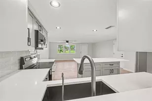 305 Shell Rd, Venice, FL 34293 - Photo 18