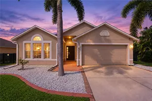 2639 Suncoast Lakes Blvd, Port Charlotte, FL 33980 - Photo 6