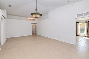 2639 Suncoast Lakes Blvd, Port Charlotte, FL 33980 - Photo 10