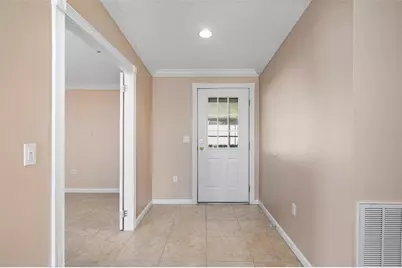 1000 Kings Highway #105, Port Charlotte, FL 33980 - Photo 4