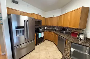 10031 Lake Cove Dr, Fort Myers, FL 33908 - Photo 6