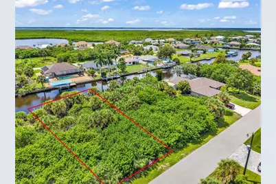 17157 Canary Lane, Port Charlotte, FL 33948 - Photo 4