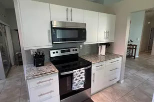 608 Marcus St, Venice, FL 34285 - Photo 12