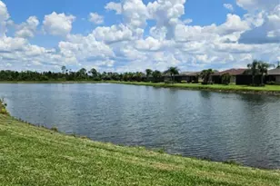 2177 Laurifolia Ct, North Port, FL 34289 - Photo 2