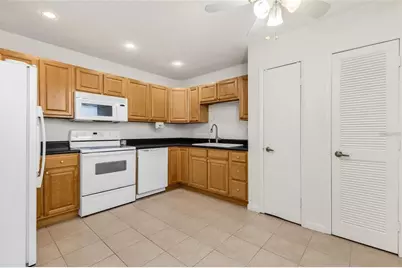 1217 Aqui Esta Drive #5, Punta Gorda, FL 33950 - Photo 6