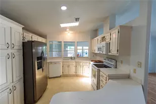 14 Holland Dr, Punta Gorda, FL 33950 - Photo 6