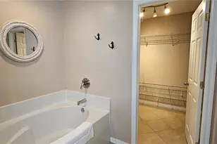 1923 SW 26th St, Cape Coral, FL 33914 - Photo 20