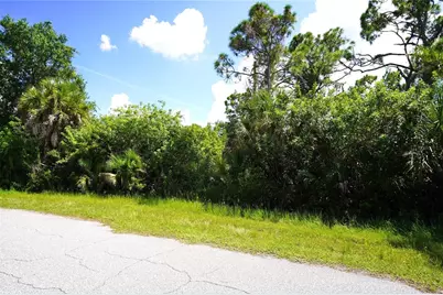 13265 Finkle Avenue, Port Charlotte, FL 33981 - Photo 4