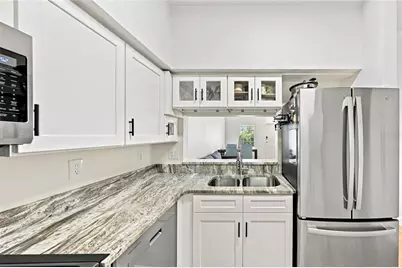 8423 Bernwood Cove Loop #410, Fort Myers, FL 33966 - Photo 6