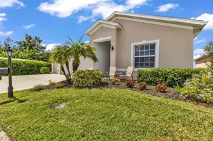 24913 Drumblaire Ct, Port Charlotte, FL 33980 - Photo 2