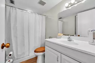 5209 Wedgewood Ln, Sarasota, FL 34235 - Photo 22
