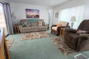 176 W Manatee Loop, Punta Gorda, FL 33950 - Photo 8