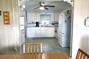 176 W Manatee Loop, Punta Gorda, FL 33950 - Photo 10
