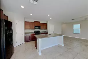 15322 Broad Brush Dr, Ruskin, FL 33573 - Photo 4