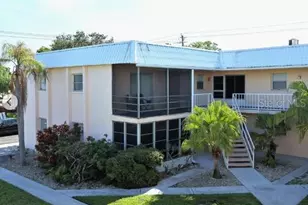 460 Base Ave E, Venice, FL 34285 - Photo 1