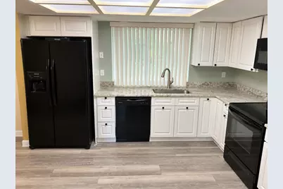 23226 Midway Boulevard, Port Charlotte, FL 33980 - Photo 6