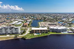 1601 Park Beach Cir, Punta Gorda, FL 33950 - Photo 4